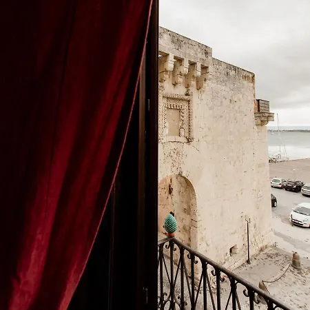 Palazzo Giunta - Porta Marina Ortigia Syracuse
