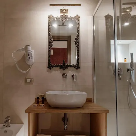 Bed & Breakfast Palazzo Giunta - Porta Marina Ortigia