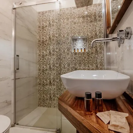 Palazzo Giunta - Porta Marina Ortigia Bed & Breakfast