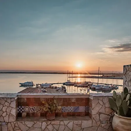 Palazzo Giunta - Porta Marina Ortigia 3* Syracuse