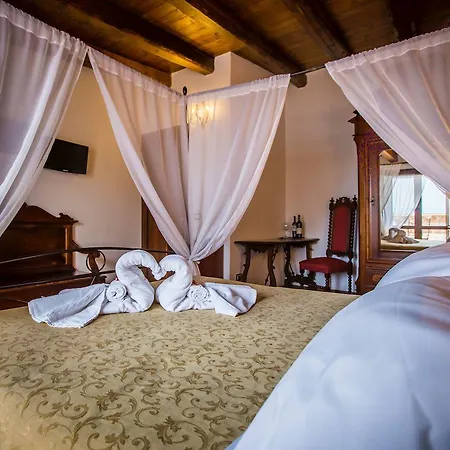 Palazzo Giunta - Porta Marina Ortigia