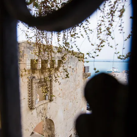 Nocleg ze śniadaniem Palazzo Giunta - Porta Marina Ortigia