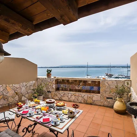 Palazzo Giunta - Porta Marina Ortigia Nocleg ze śniadaniem Syrakuzy