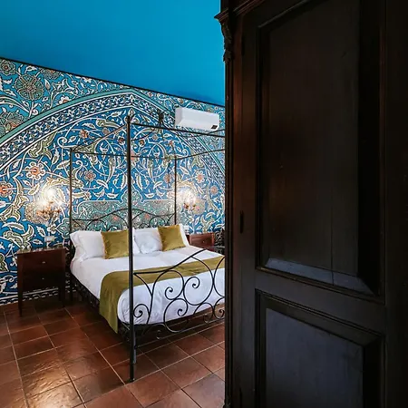 Palazzo Giunta - Porta Marina Ortigia 4*