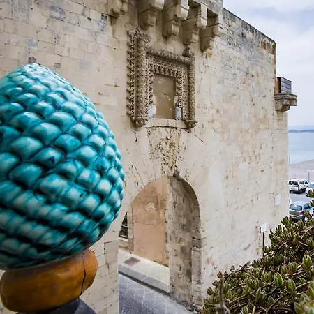 Bed & Breakfast Palazzo Giunta - Porta Marina Ortigia Syracuse