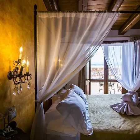 Bed & Breakfast Palazzo Giunta - Porta Marina Ortigia