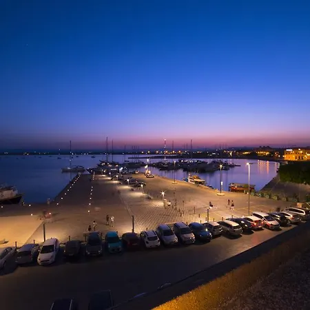 Palazzo Giunta - Porta Marina Ortigia 3* Syracuse