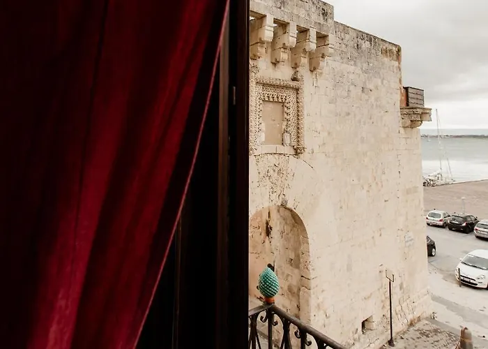 Palazzo Giunta - Porta Marina Ortigia Сиракузы