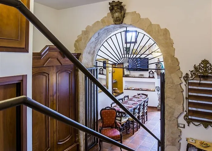 Palazzo Giunta - Porta Marina Ortigia Отель типа 