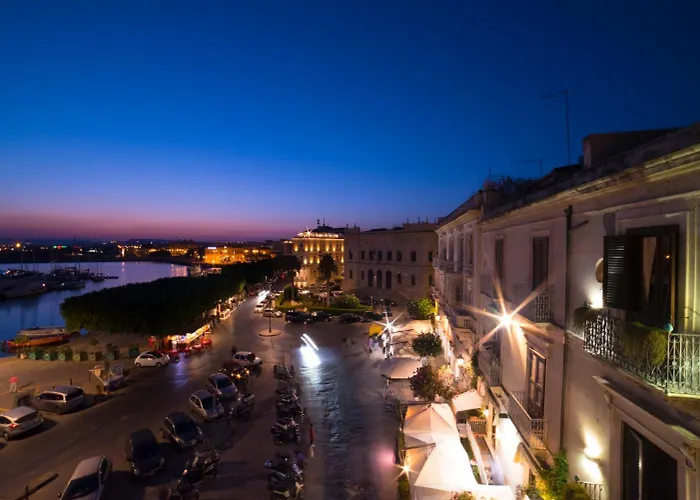 Palazzo Giunta - Porta Marina Ortigia 4* Сиракузы