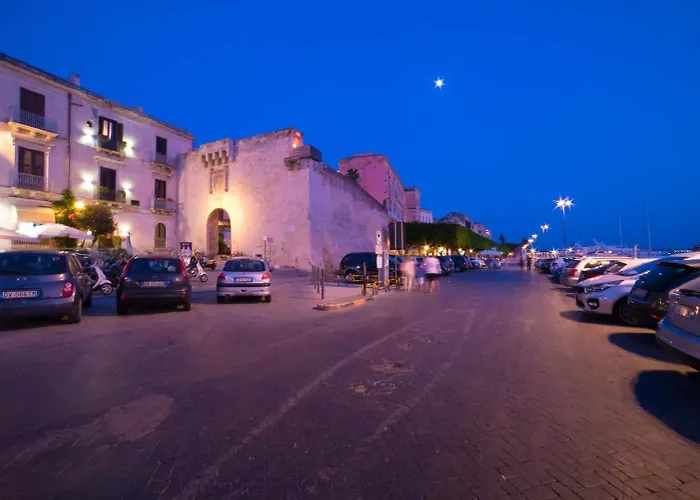 Palazzo Giunta - Porta Marina Ortigia Отель типа 