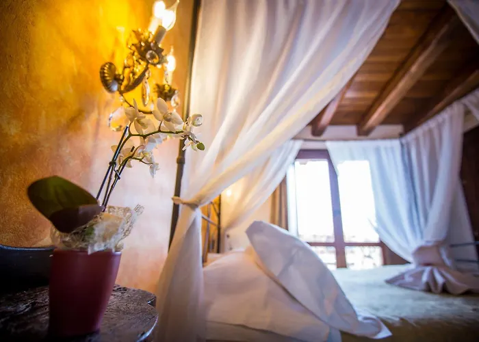 Palazzo Giunta - Porta Marina Ortigia 4*