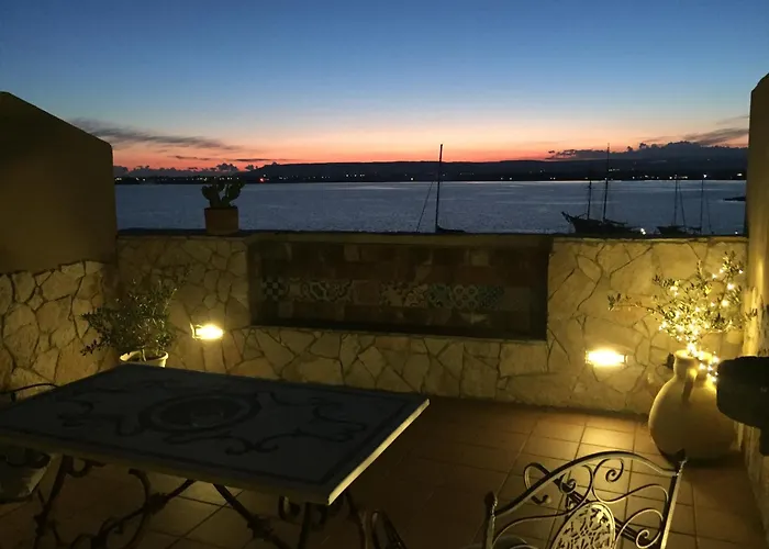 Palazzo Giunta - Porta Marina Ortigia